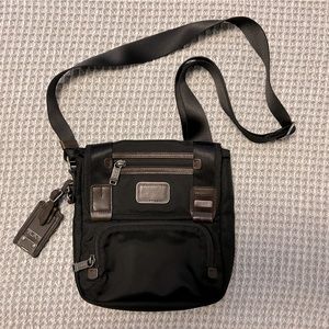 Tumi | Men’s Small Body Bag